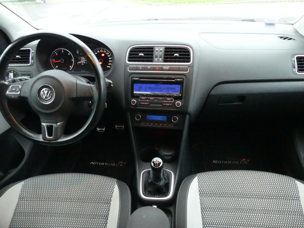 Volkswagen Polo — 15