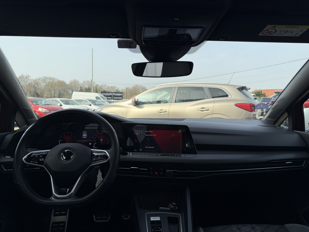 Volkswagen Golf — 17