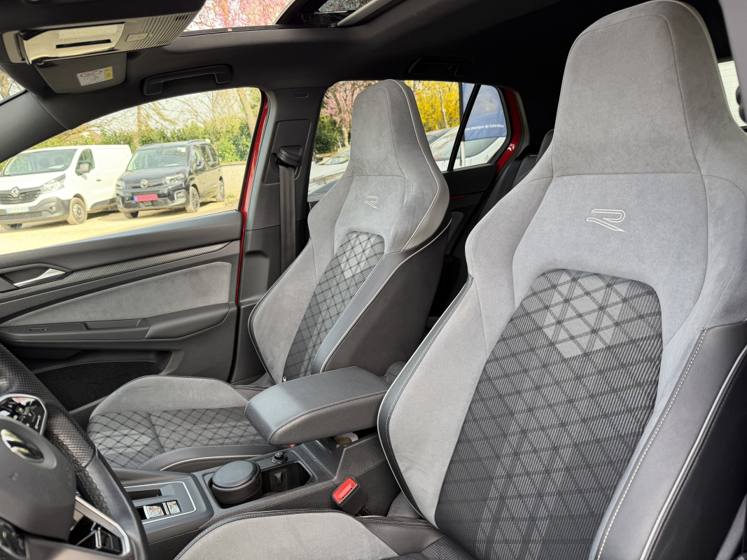 Volkswagen Golf — 13