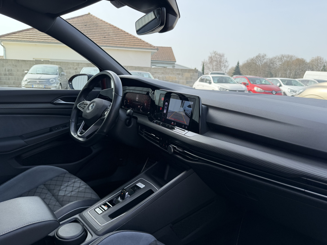 Volkswagen Golf — 12