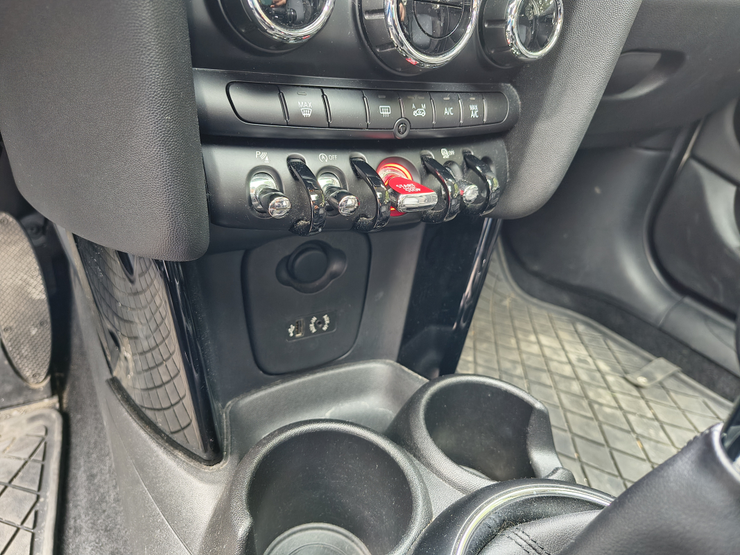 Mini Cooper — 14