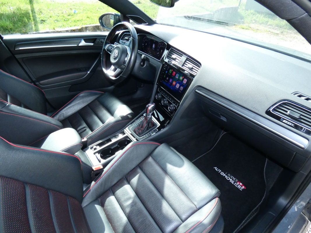 Volkswagen Golf — 22