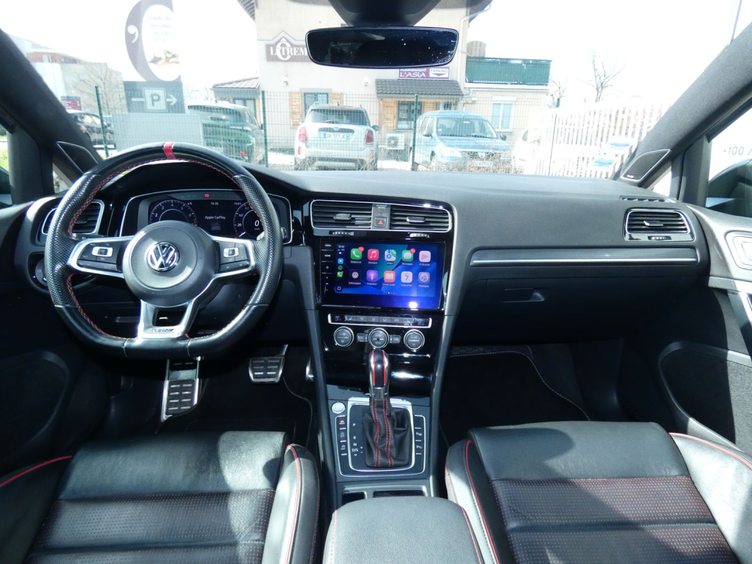 Volkswagen Golf — 14