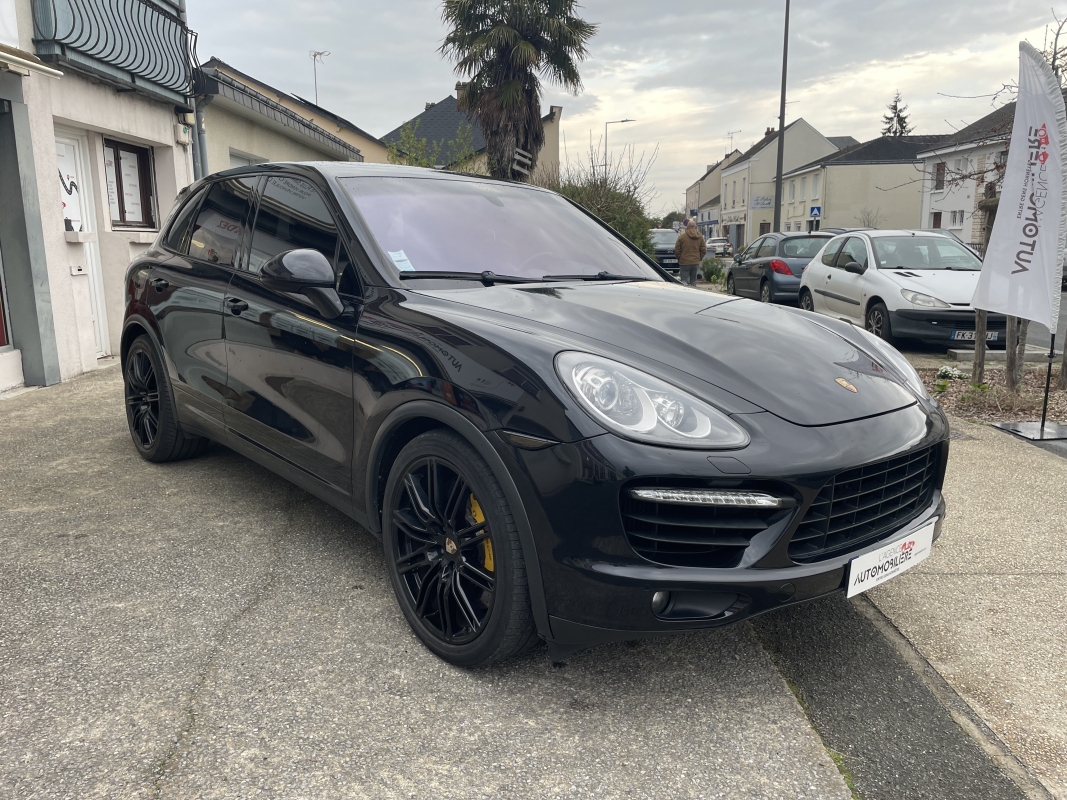 Porsche Cayenne — 3