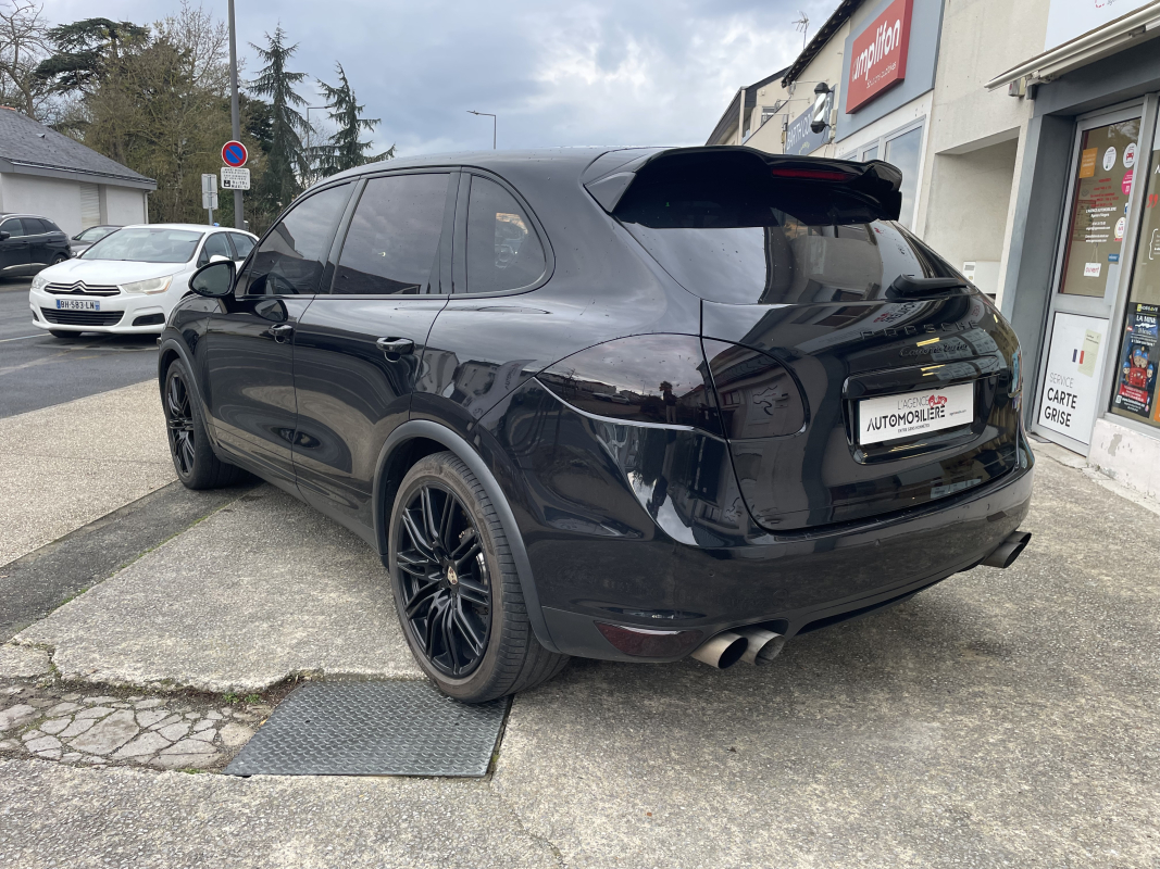Porsche Cayenne — 7
