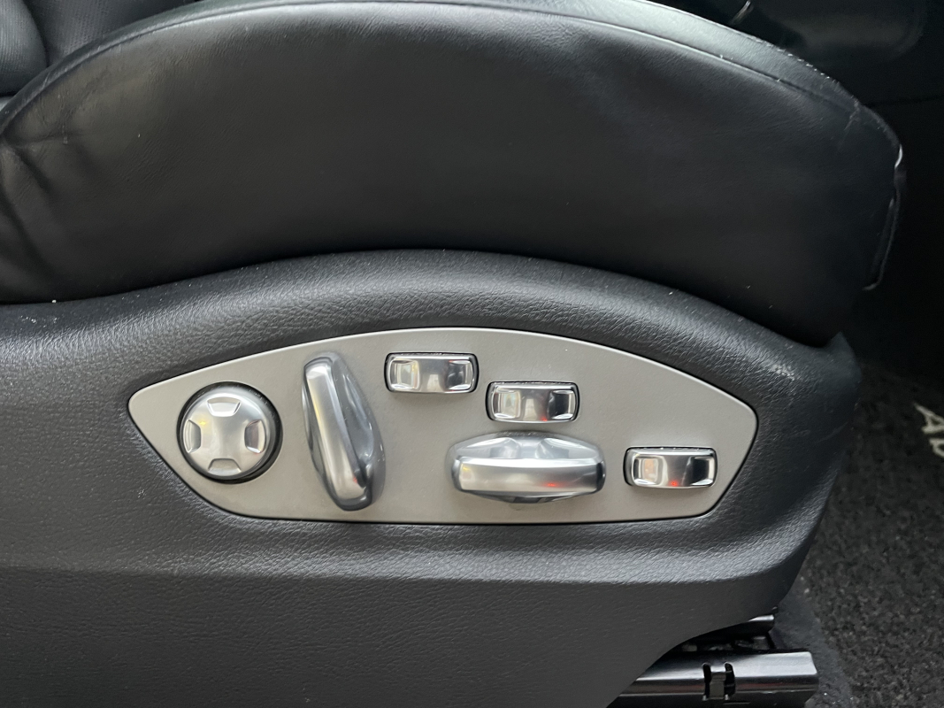 Porsche Cayenne — 25