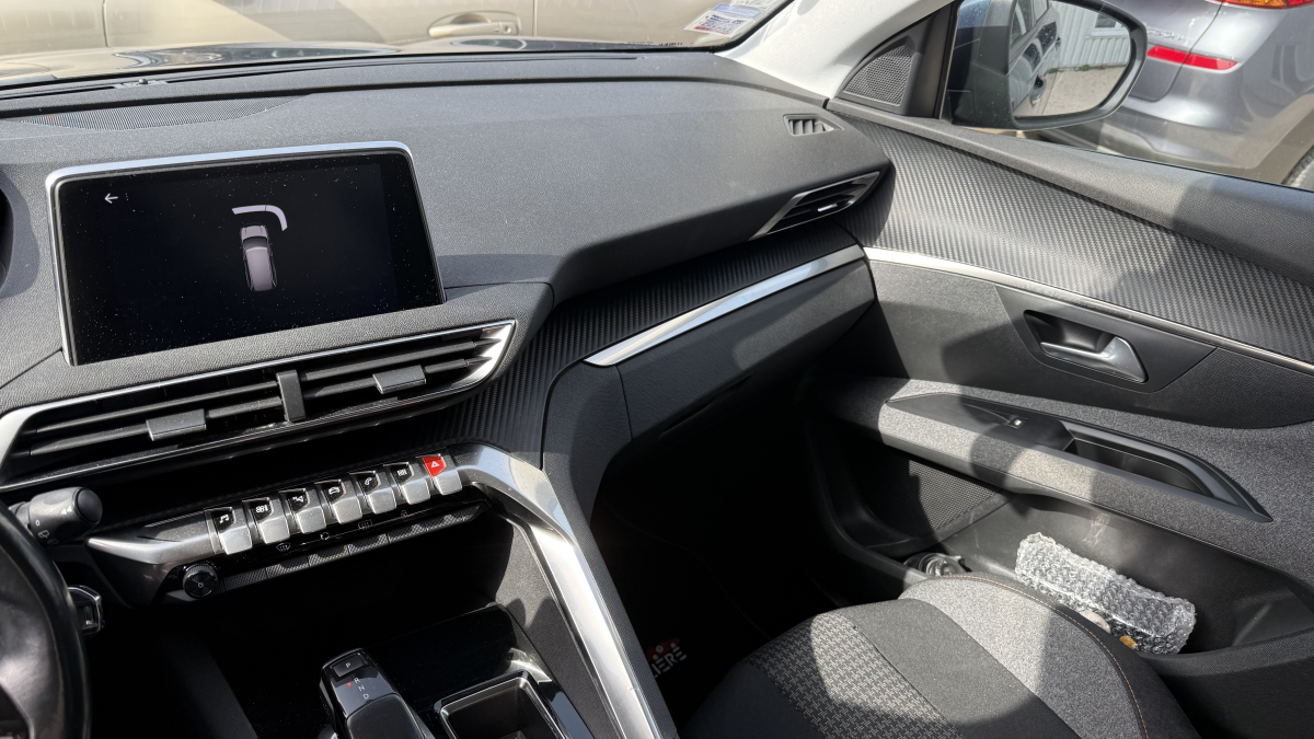 Peugeot 5008 — 13