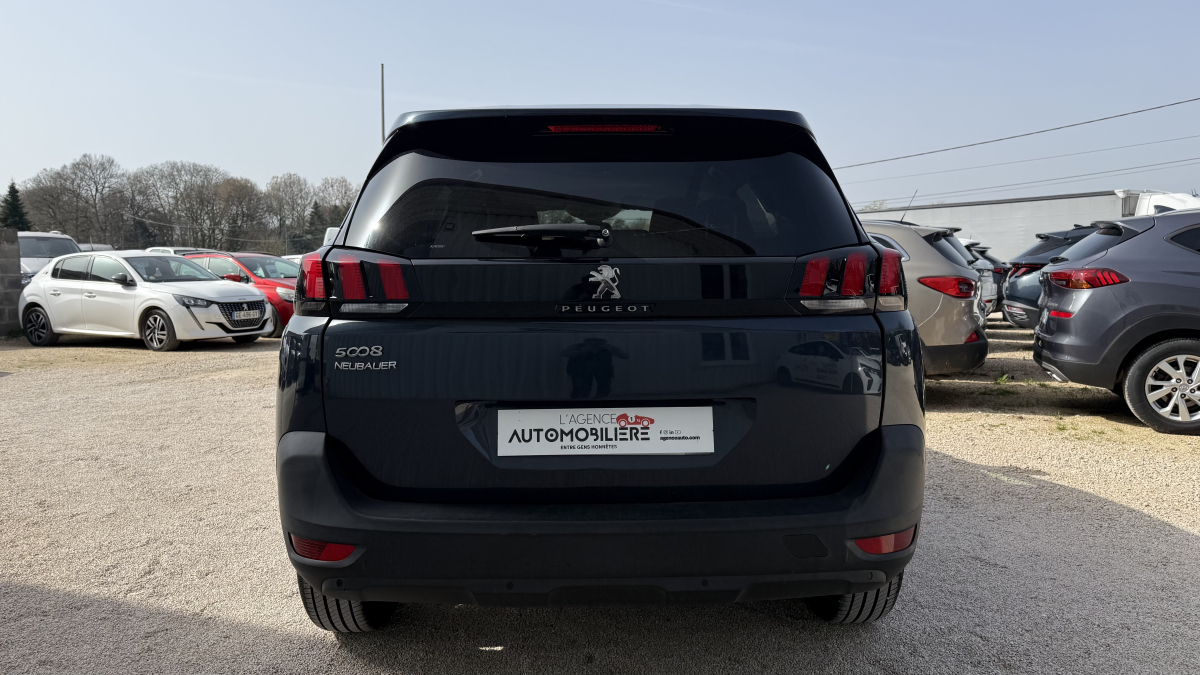 Peugeot 5008 — 6