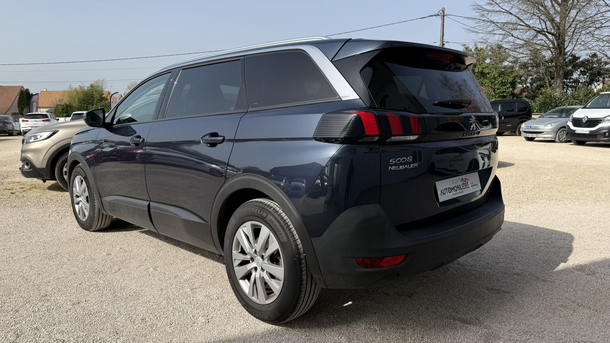 Peugeot 5008 — 5