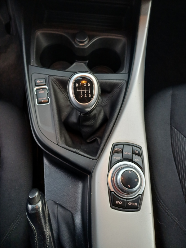 Bmw Série 1 — 16