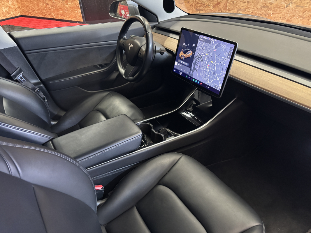 Tesla Model 3 — 8