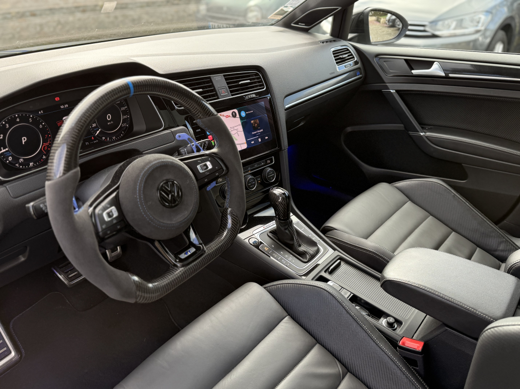 Volkswagen Golf — 9