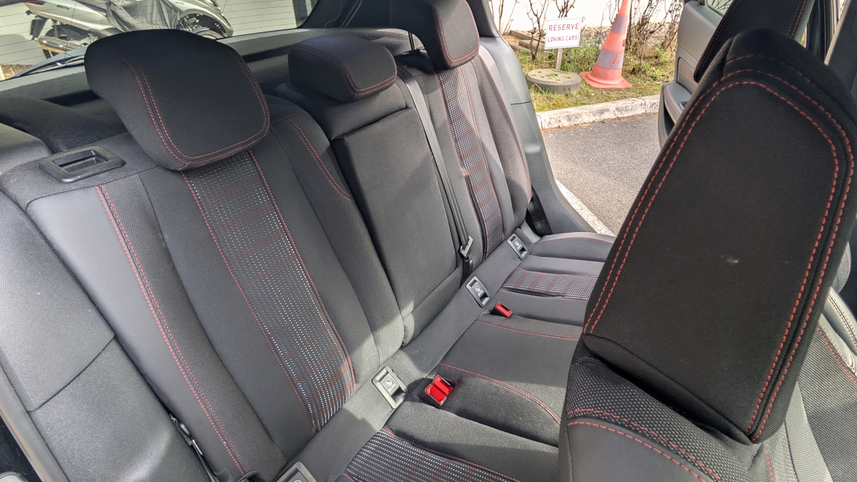 Peugeot 308 — 14