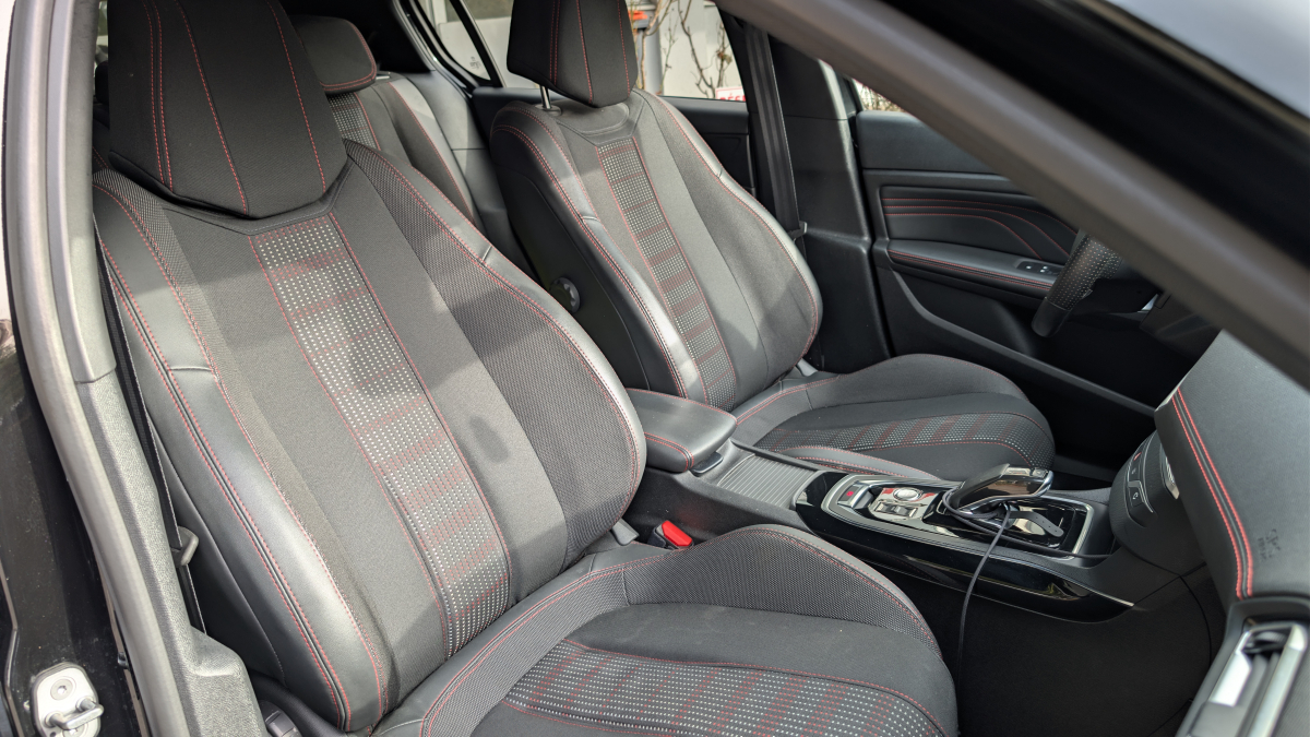 Peugeot 308 — 13