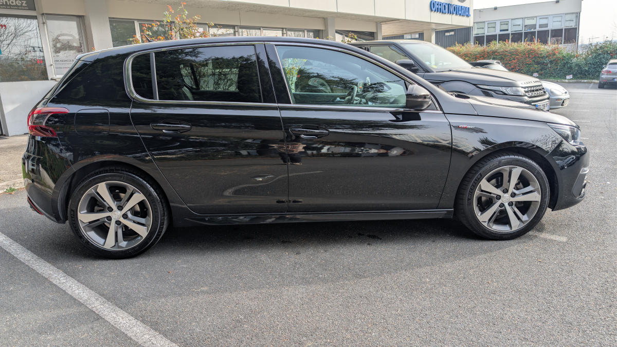 Peugeot 308 — 8