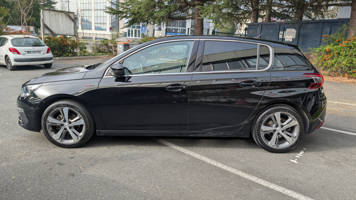 Peugeot 308 — 4