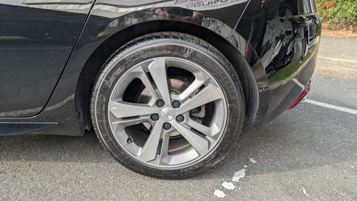 Peugeot 308 — 28