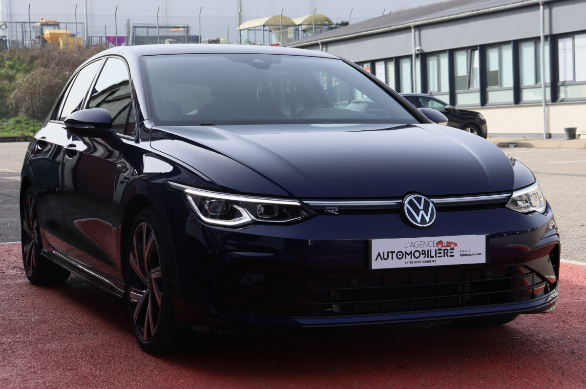 Volkswagen Golf — 4