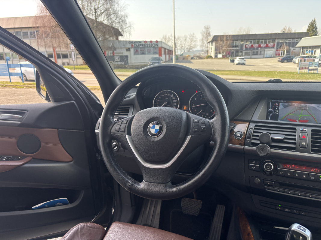 Bmw X5 — 10