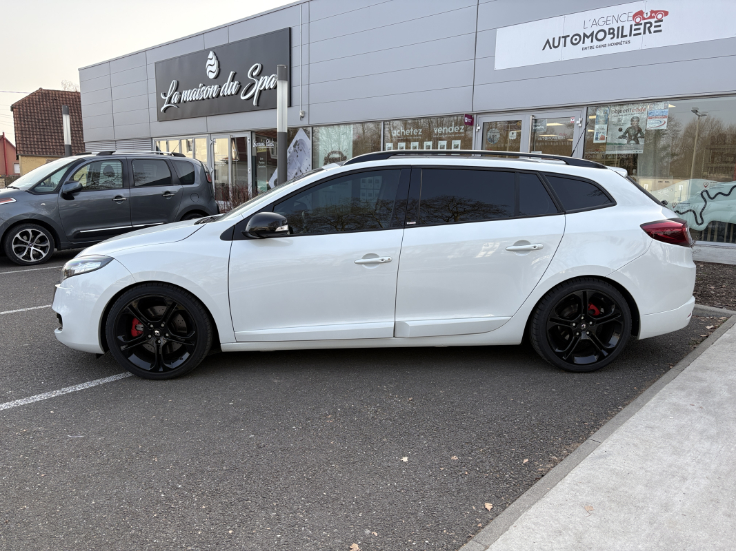Renault Megane Estate — 2