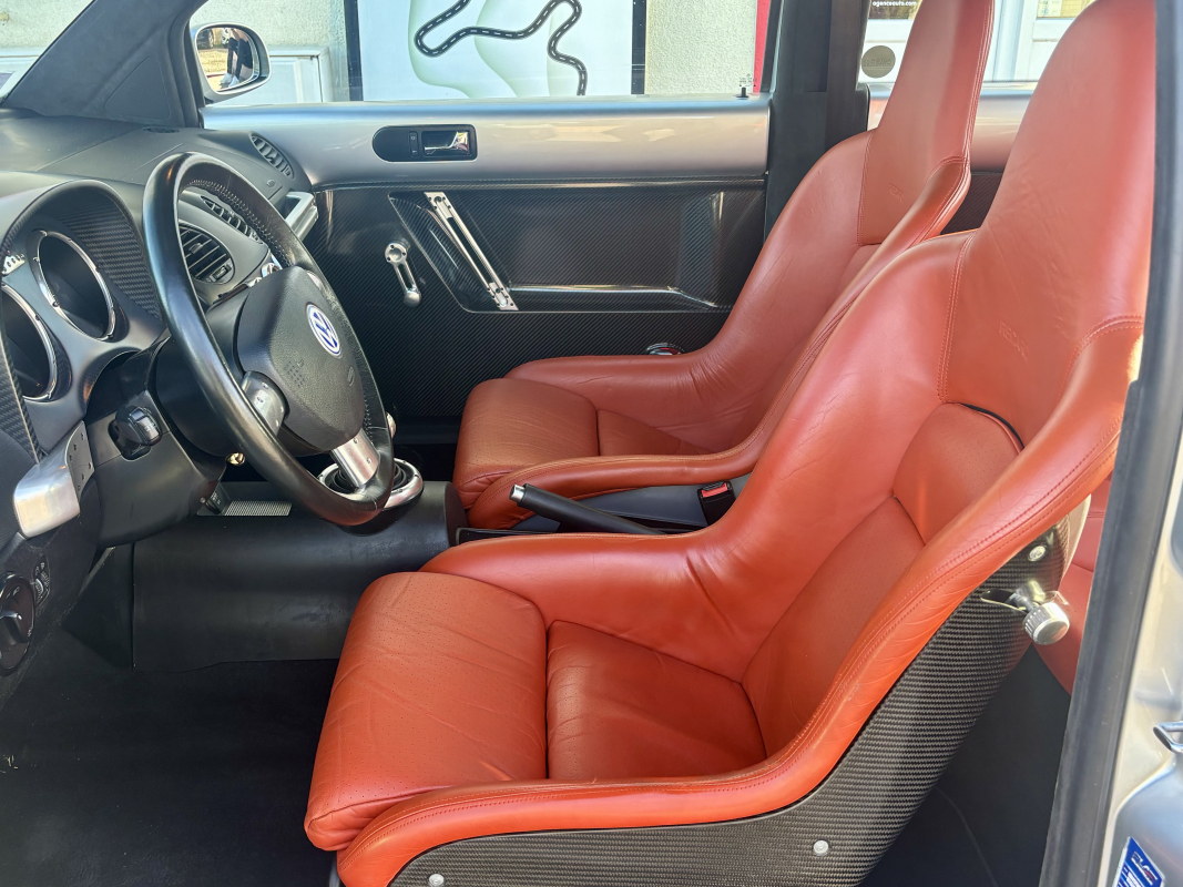 Volkswagen New beetle — 12