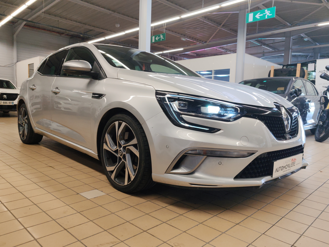 Renault Megane — 2