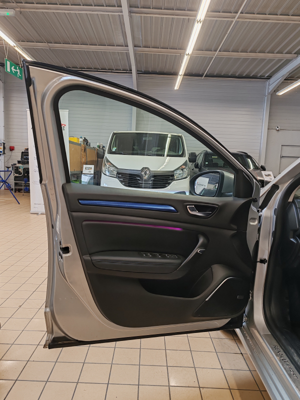 Renault Megane — 28