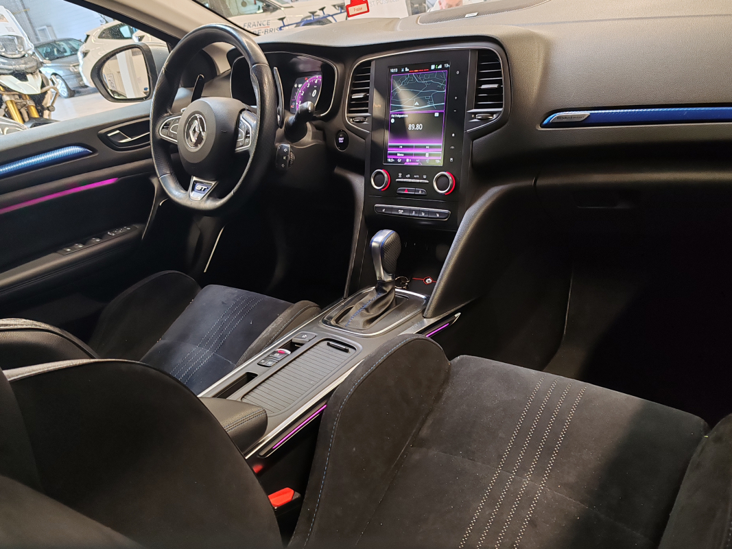 Renault Megane — 13