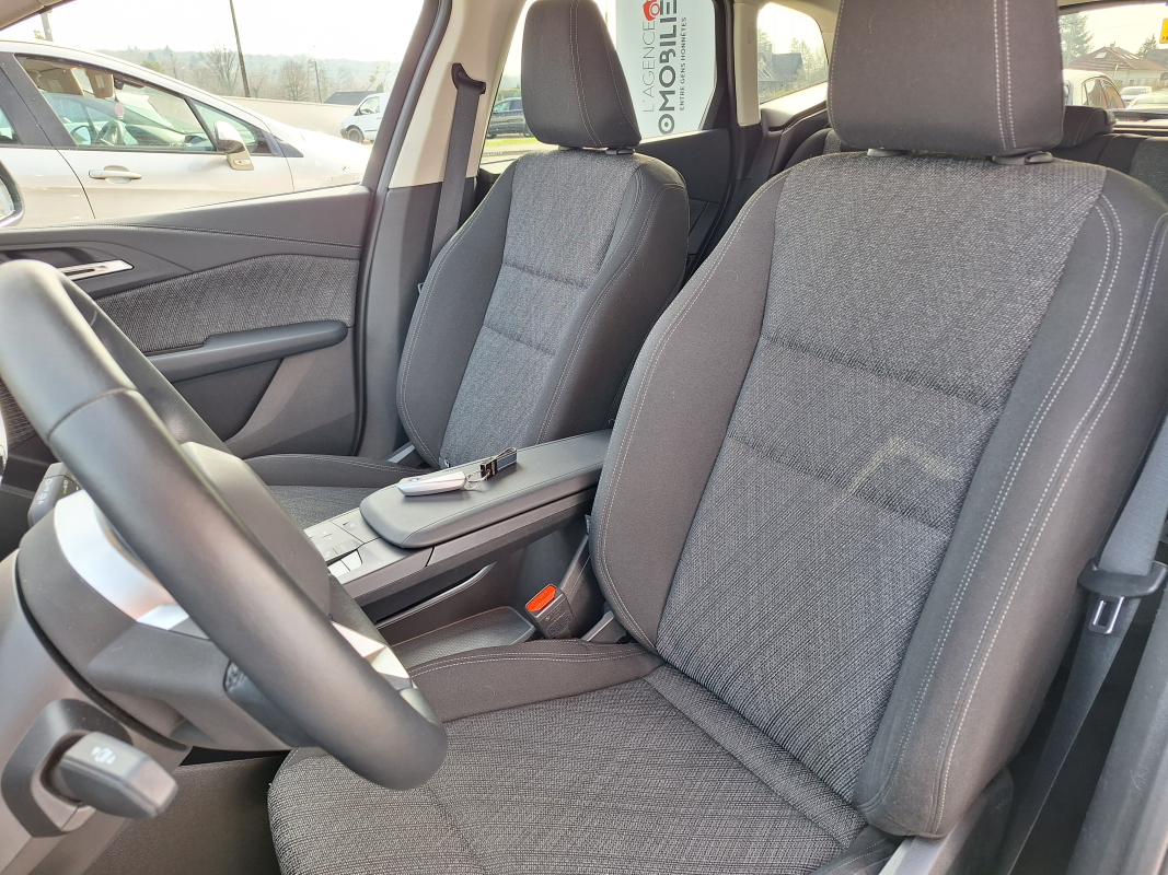 Bmw Série 2 ActiveTourer — 10
