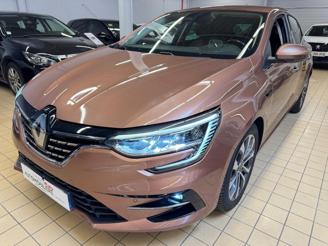 Renault Megane — 4