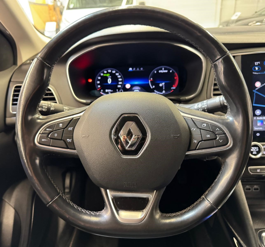 Renault Megane — 14
