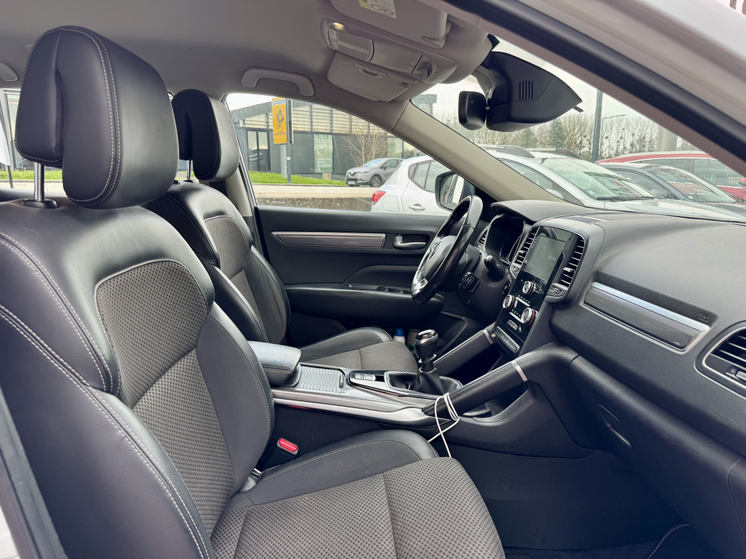 Renault Koleos — 24