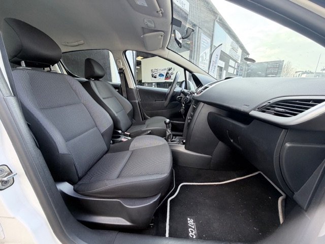 Peugeot 207 — 9