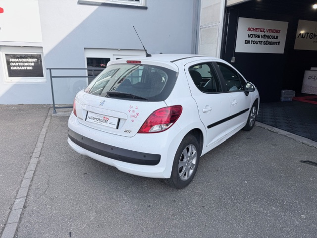 Peugeot 207 — 2