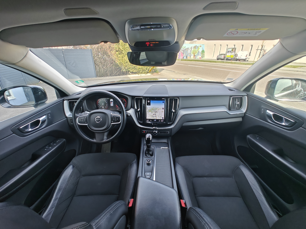 Volvo XC60 — 17