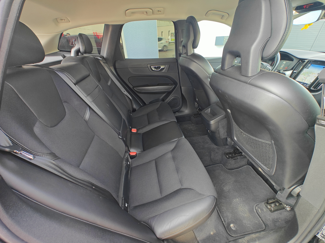 Volvo XC60 — 13