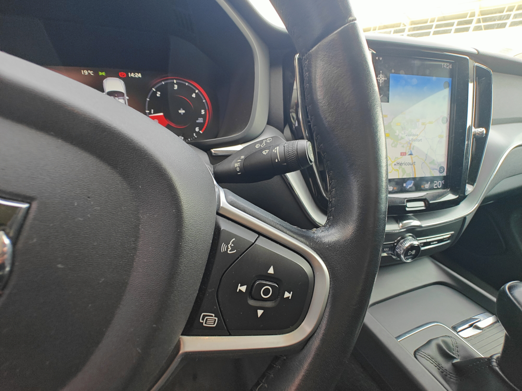 Volvo XC60 — 23