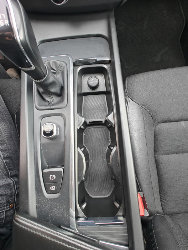 Volvo XC60 — 27
