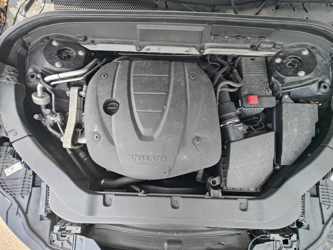 Volvo XC60 — 38
