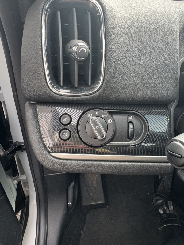 Mini Countryman — 14