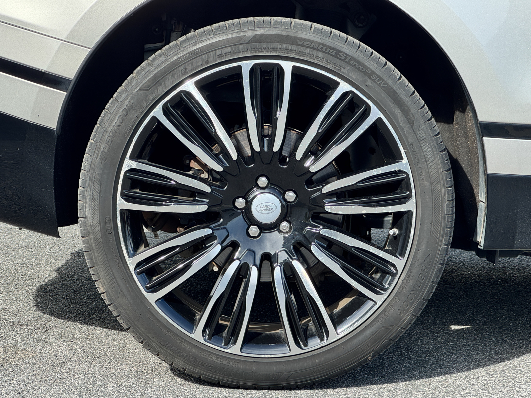 Land Rover Range Rover Velar — 37