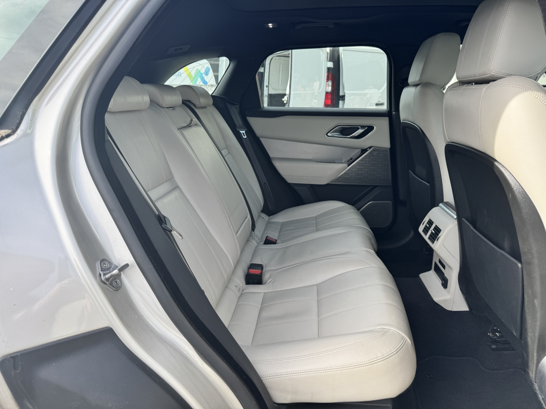 Land Rover Range Rover Velar — 15