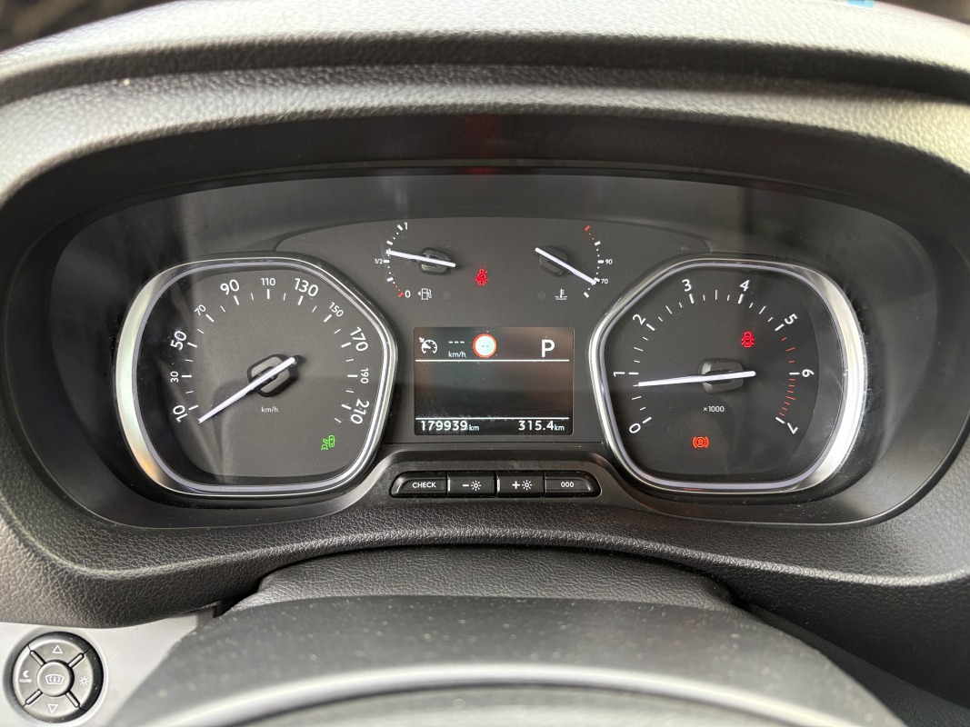 Peugeot Expert — 16