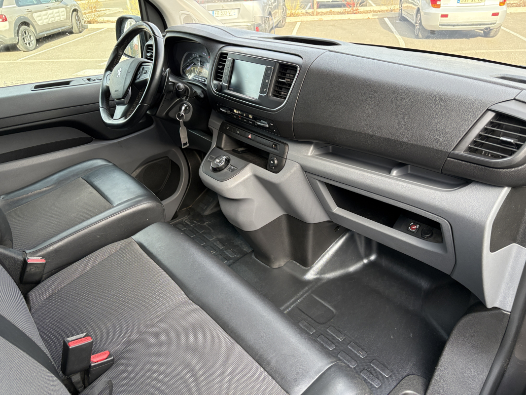 Peugeot Expert — 13