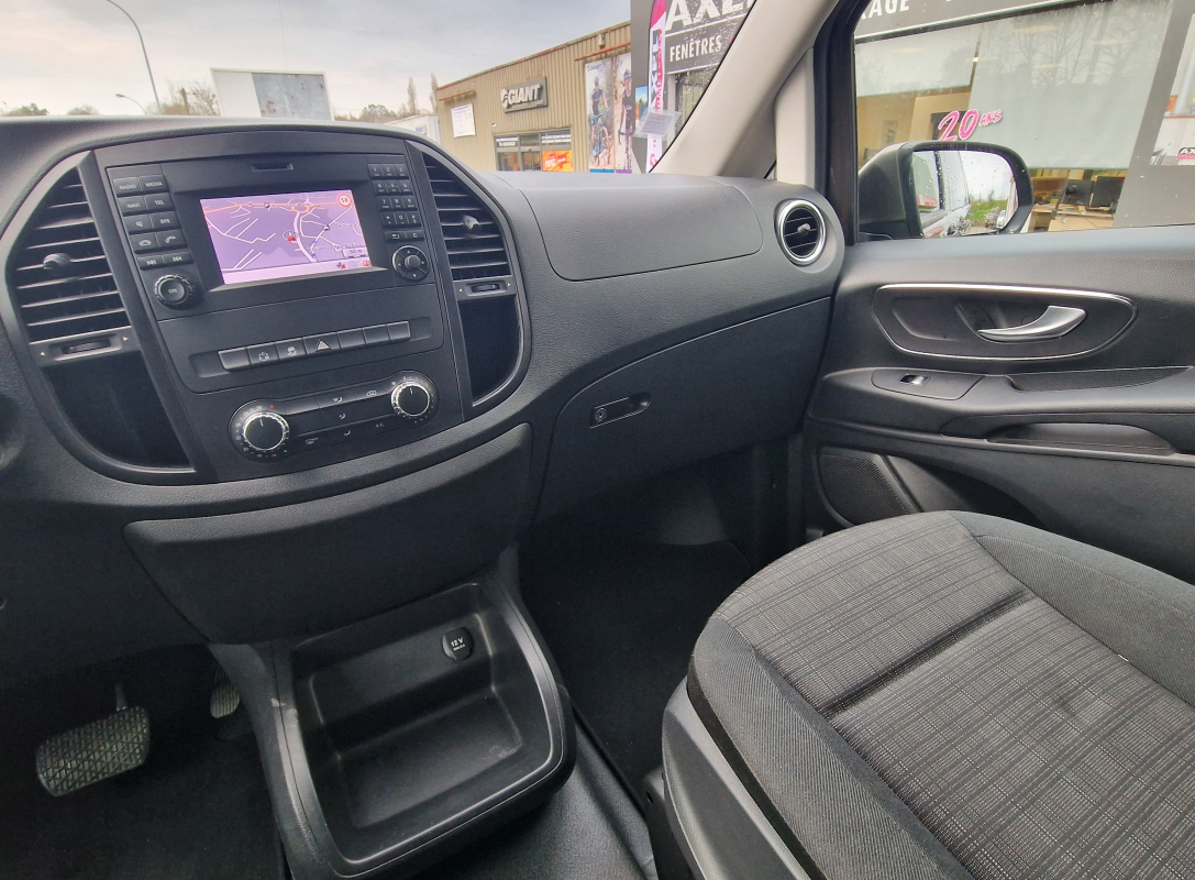 Mercedes Vito — 26