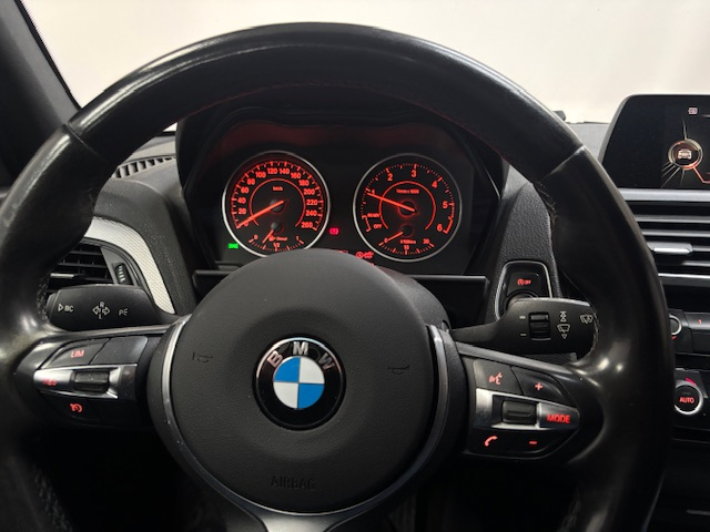 Bmw Série 1 — 16