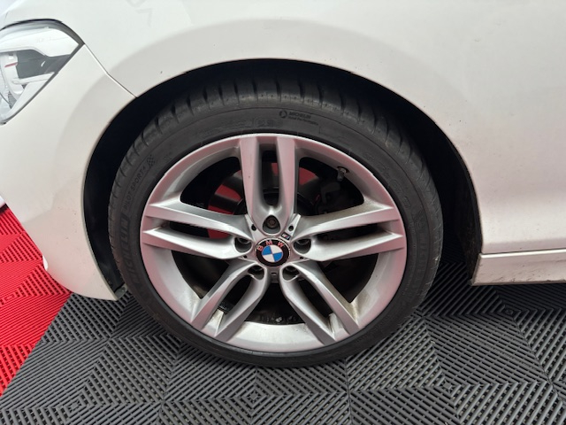 Bmw Série 1 — 30
