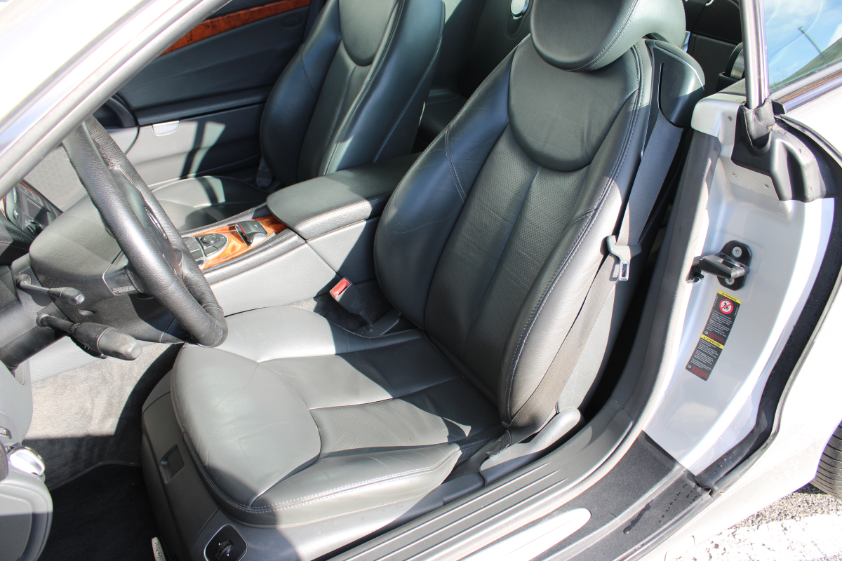 Mercedes SL — 12