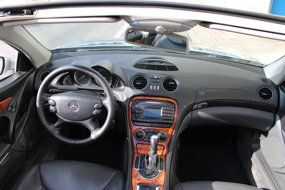 Mercedes SL — 10