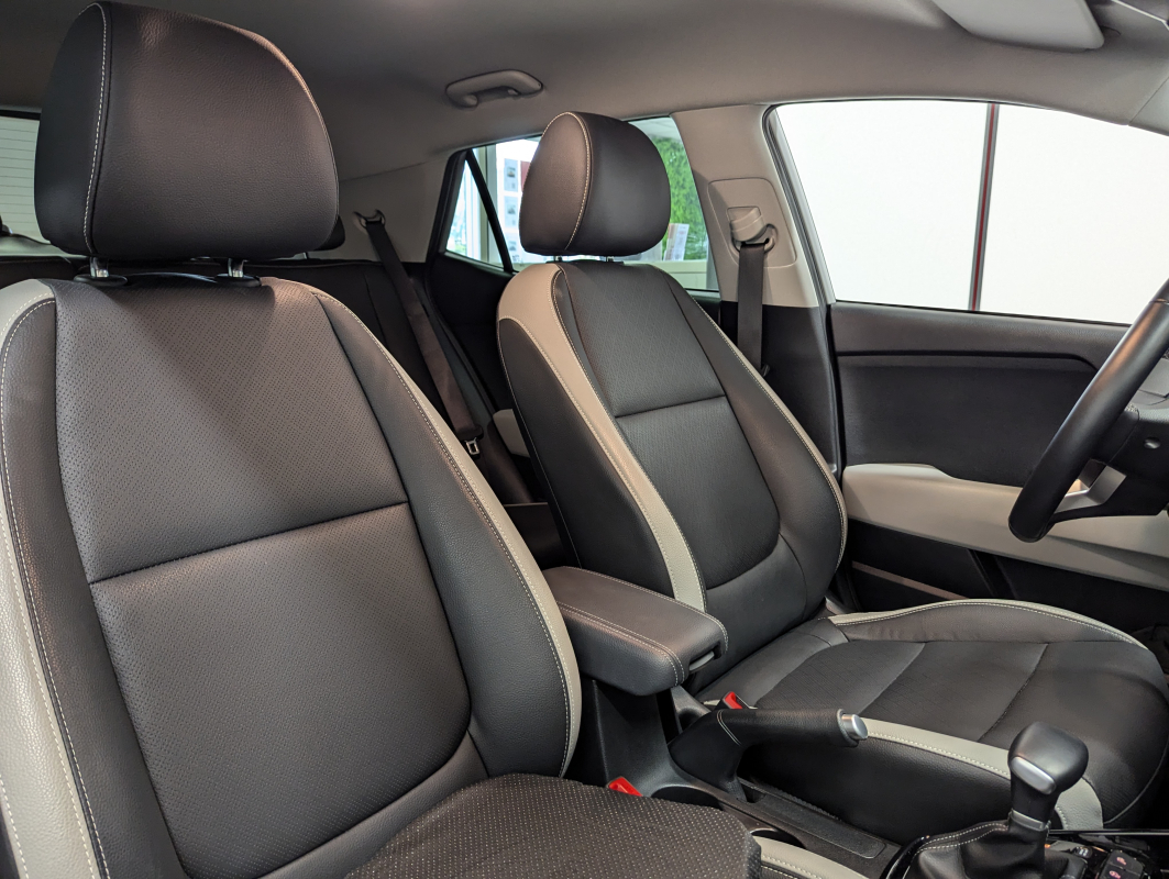 Kia Stonic — 10